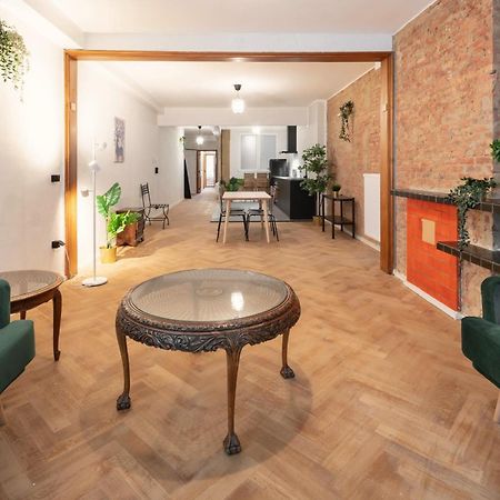 Charming And Spacious Apartments In The Heart Of Антверпен Экстерьер фото