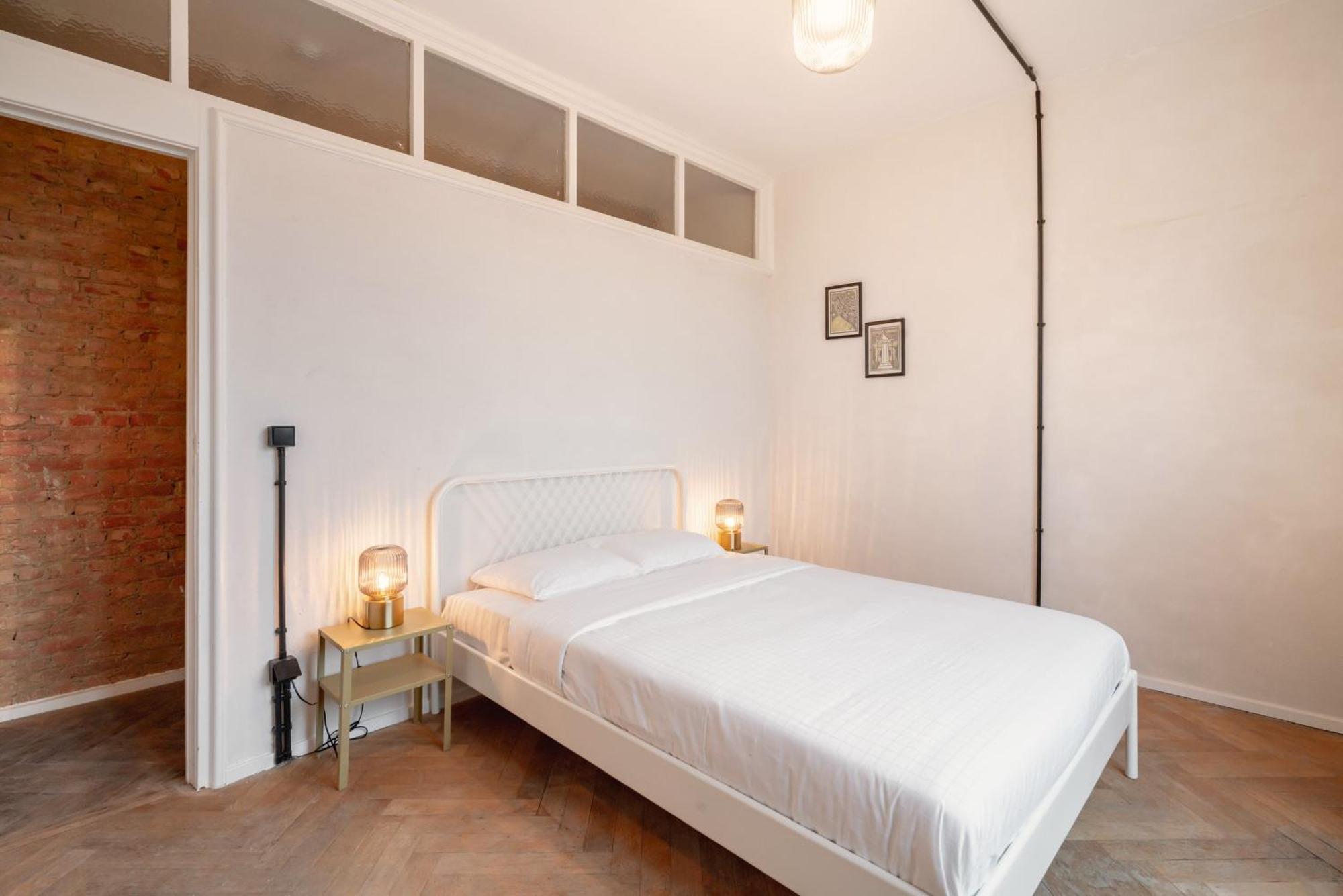 Charming And Spacious Apartments In The Heart Of Антверпен Экстерьер фото