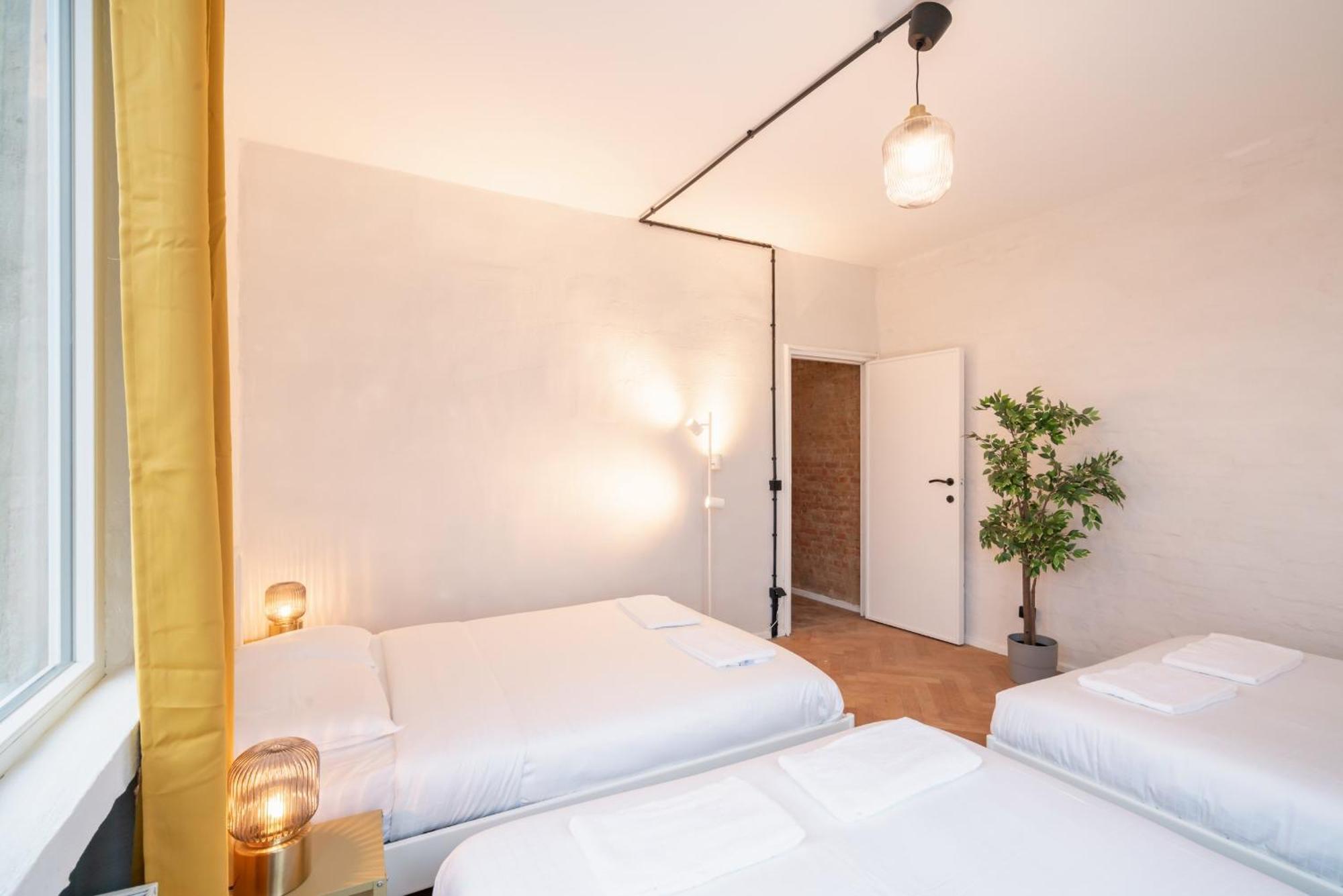 Charming And Spacious Apartments In The Heart Of Антверпен Экстерьер фото