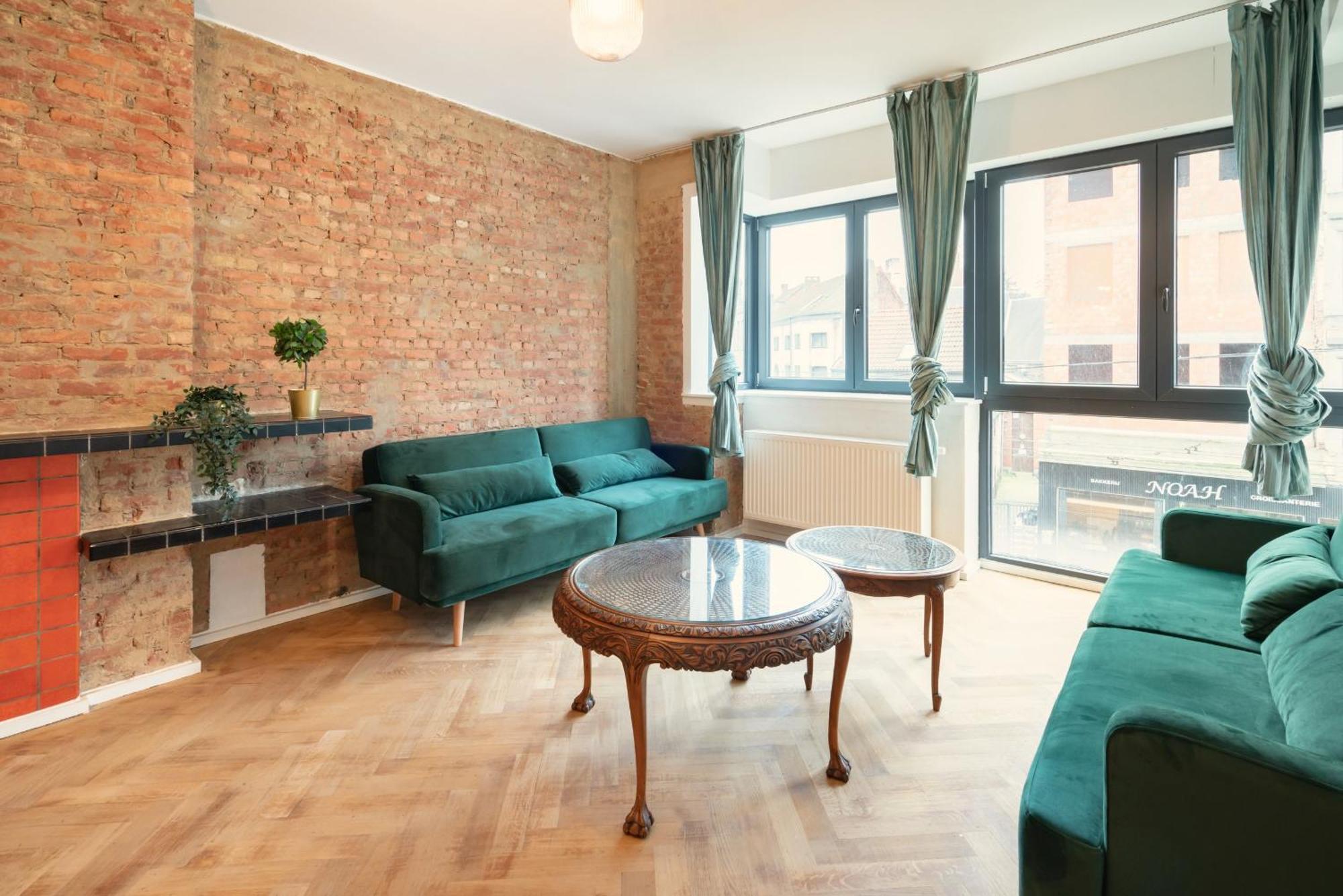 Charming And Spacious Apartments In The Heart Of Антверпен Экстерьер фото