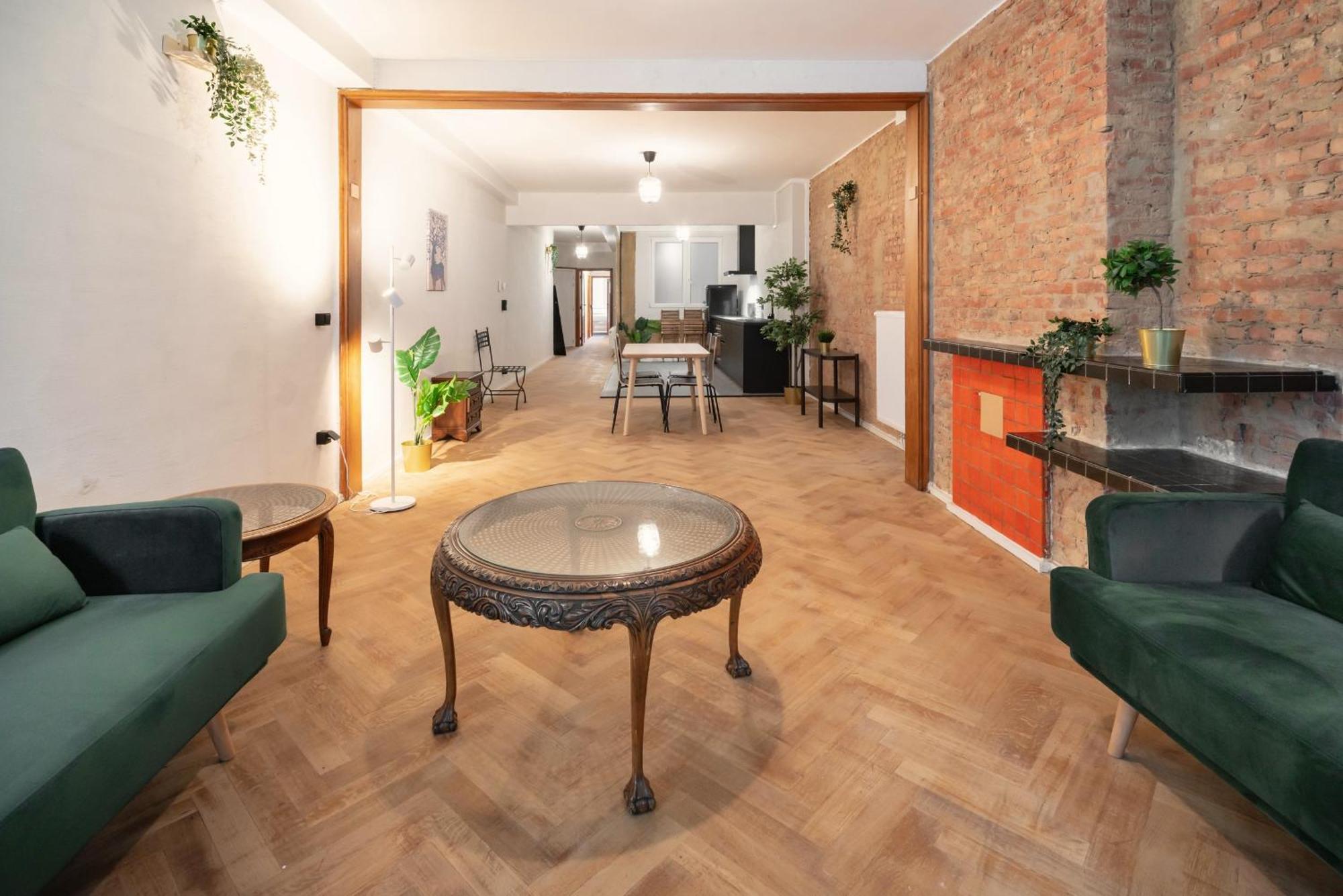 Charming And Spacious Apartments In The Heart Of Антверпен Экстерьер фото