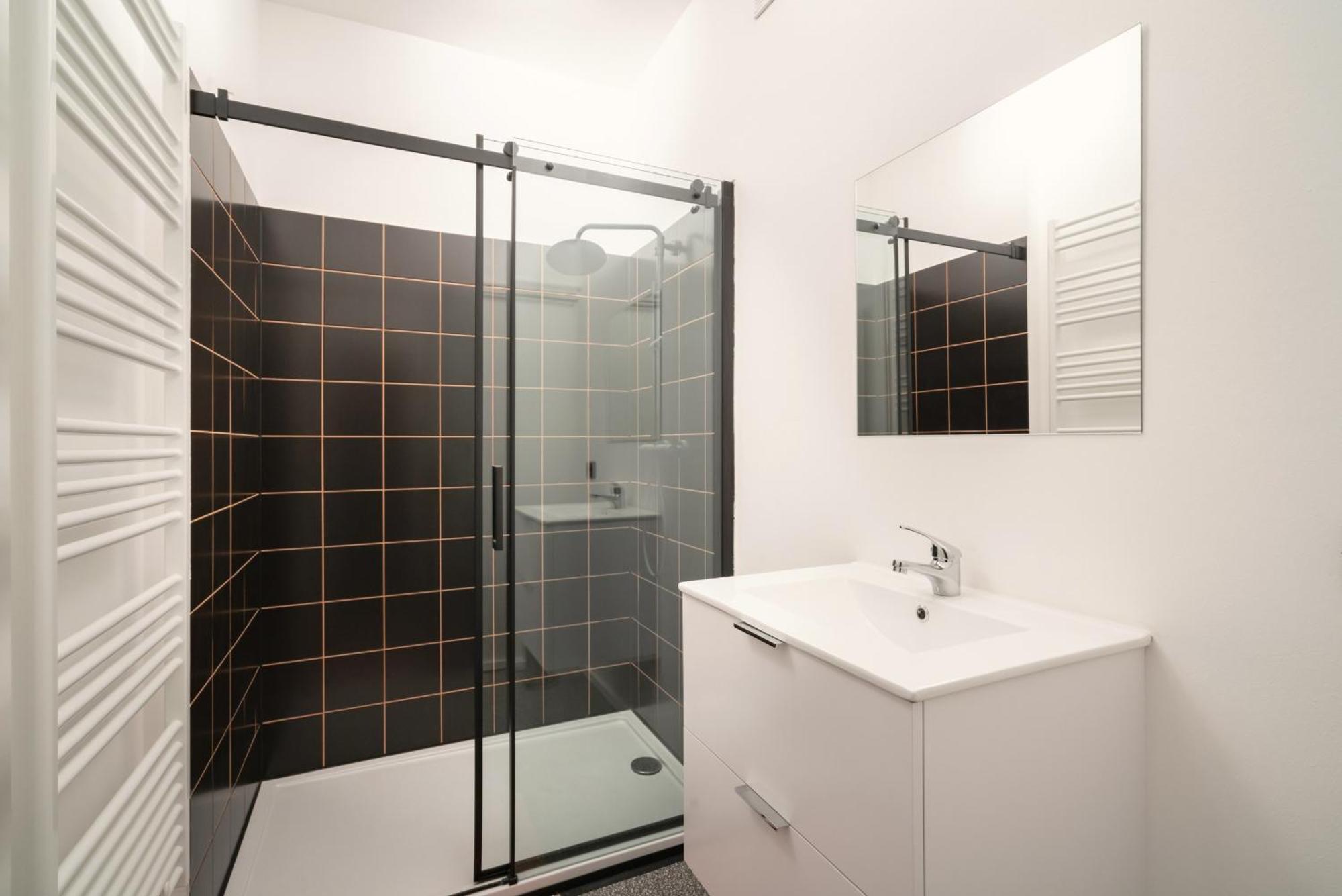 Charming And Spacious Apartments In The Heart Of Антверпен Экстерьер фото