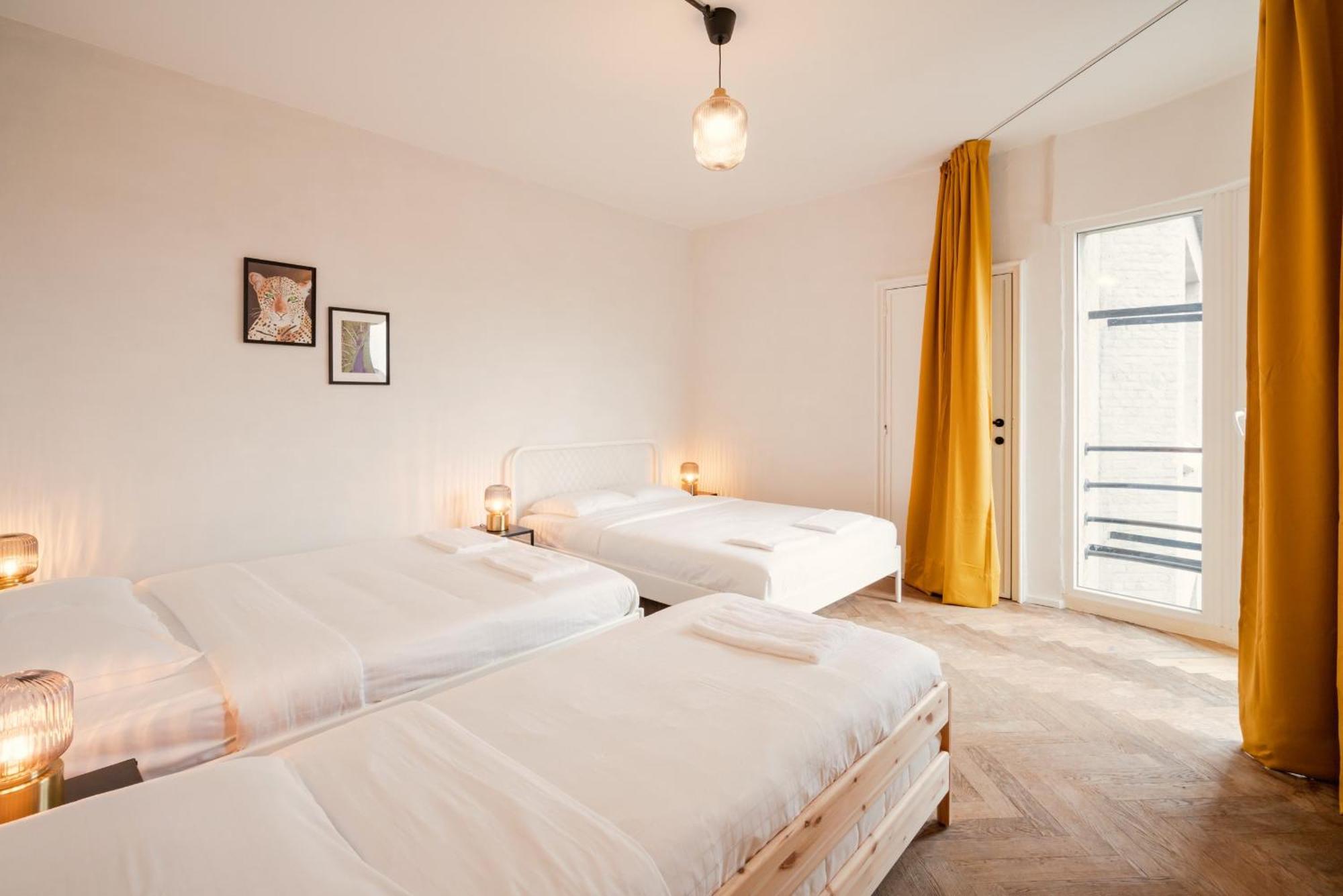 Charming And Spacious Apartments In The Heart Of Антверпен Экстерьер фото