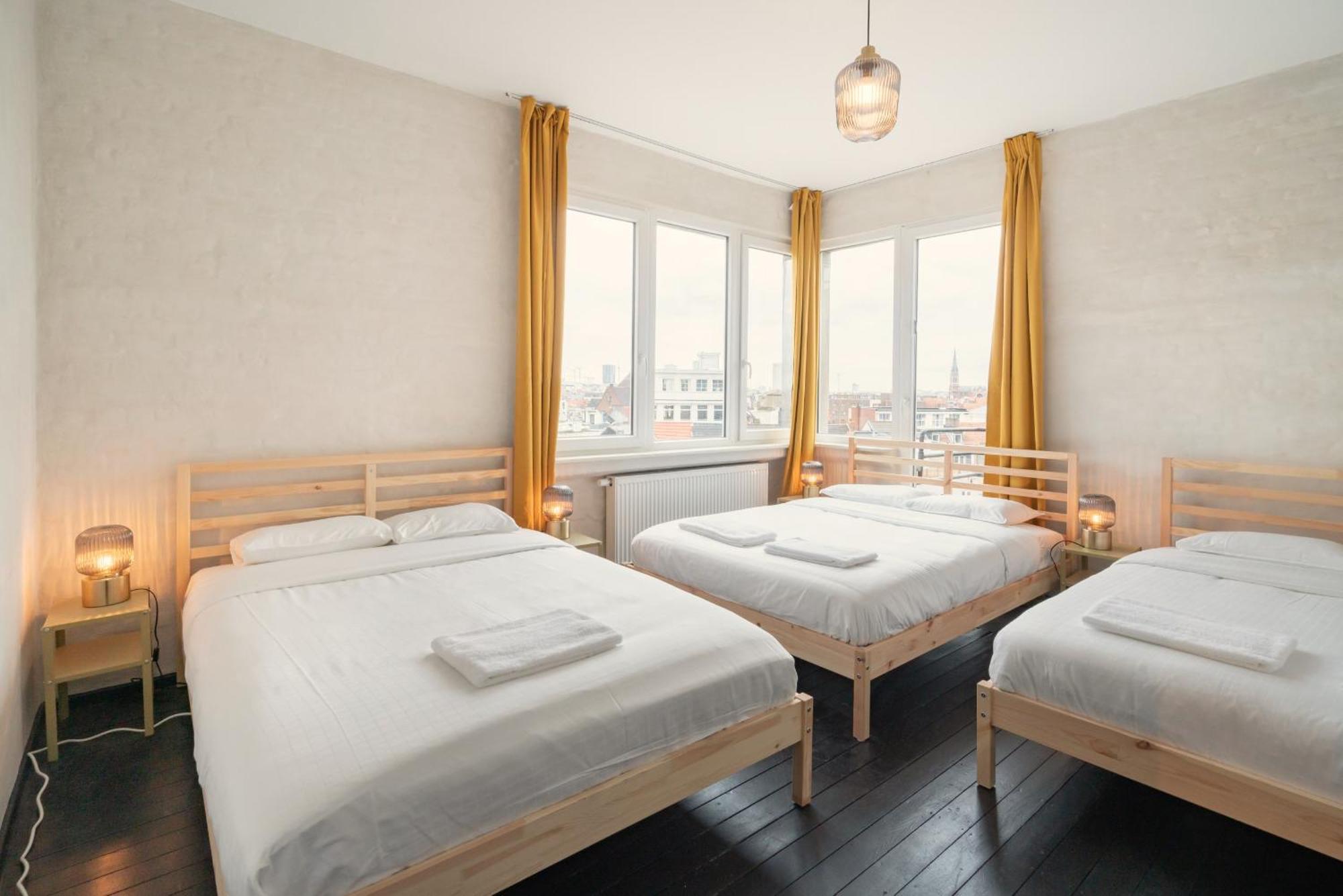 Charming And Spacious Apartments In The Heart Of Антверпен Экстерьер фото